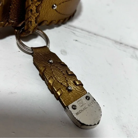 Michael Kors Gold Genuine Leather Silver Buckle belt Studded with key ring - Picture 3 of 12